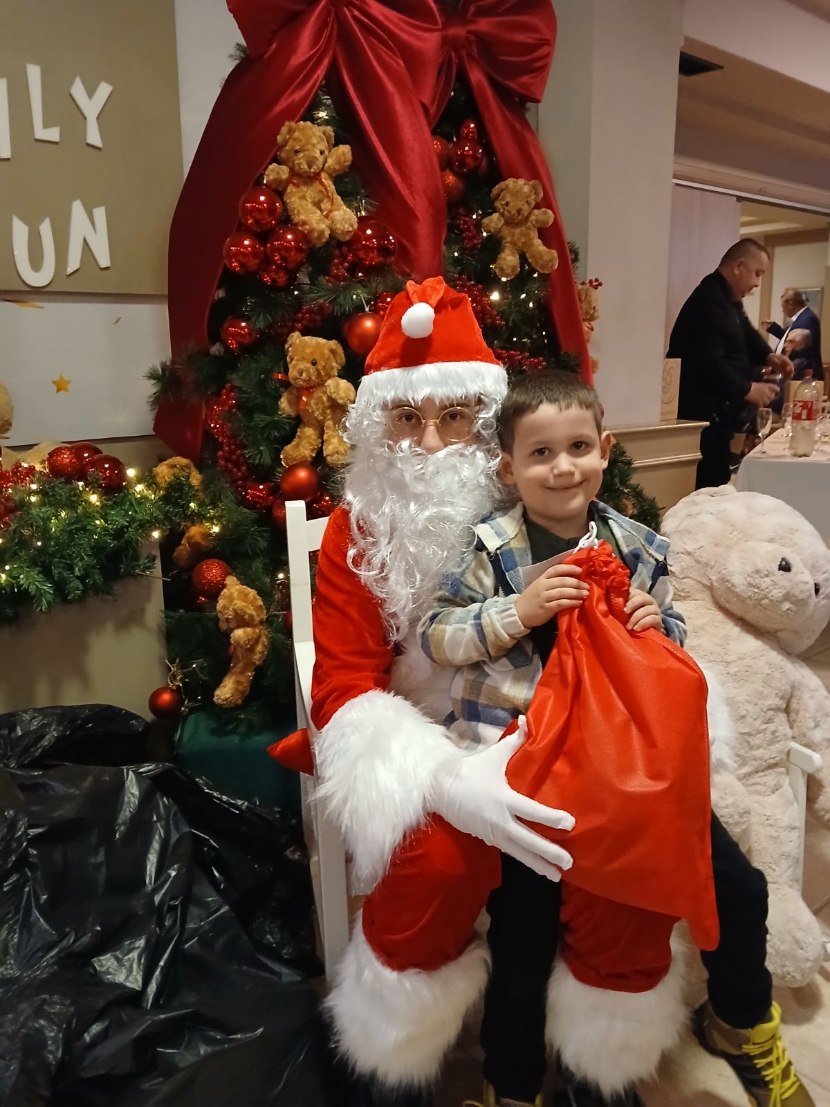 Коледно-Новогодишно тържество събра българската общност  и приятели на България в Битоля